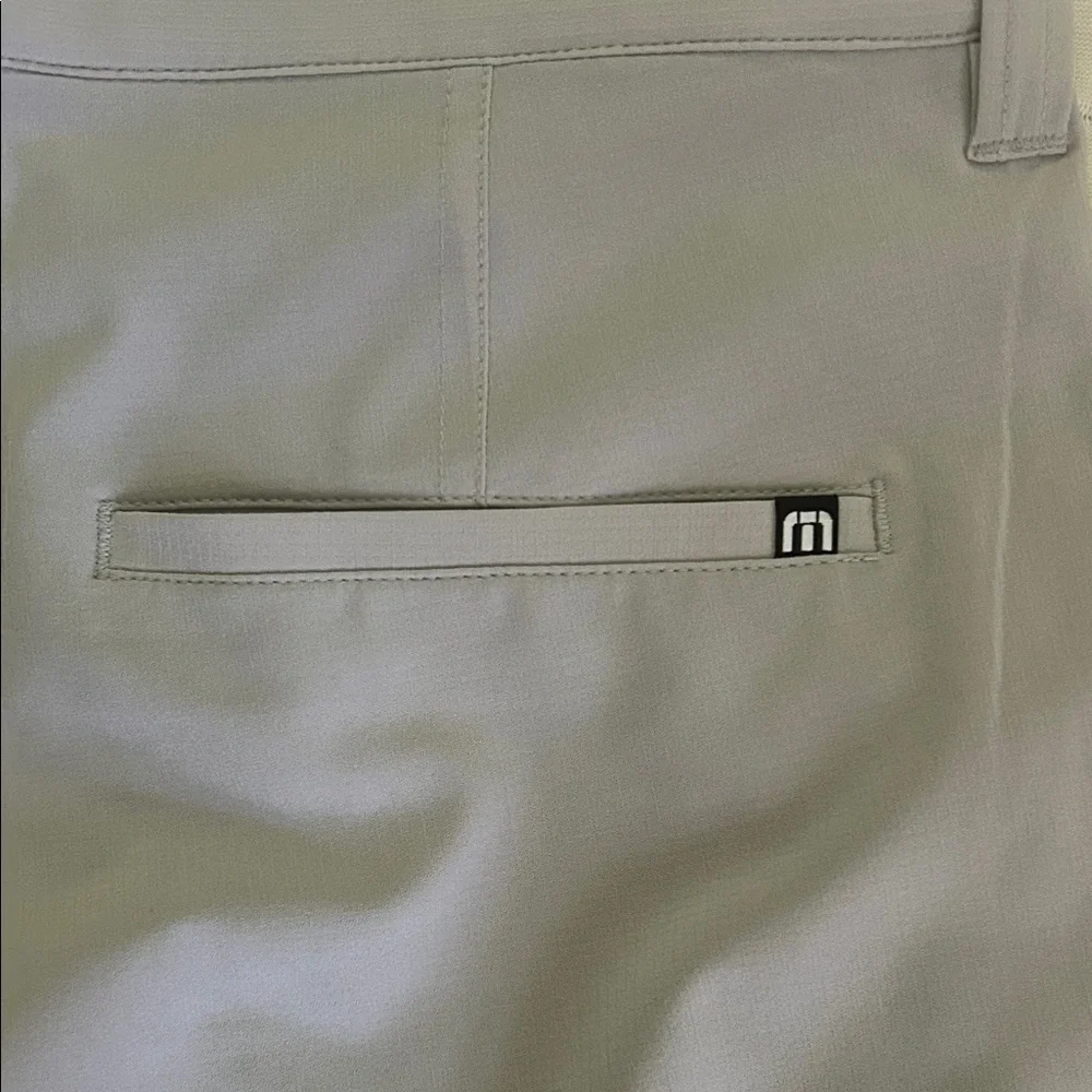 Travis Mathew Men's Starnes Stretch Performance Shorts size 32W